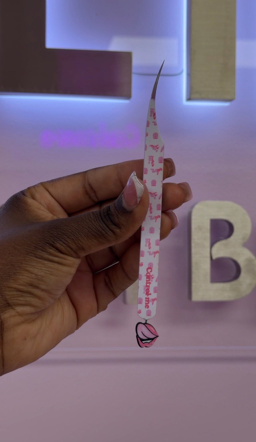 No Manners Tweezers |Non Fiber Tip